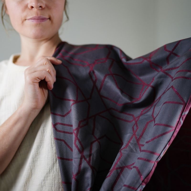 Babuebaby Mbereko baby carrier in Jasper, showing inside fabric Babuebaby Mbereko baby carrier in Jasper, showing inside fabric