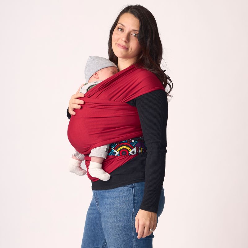 Woman in scarlet Kitoto stretchy wrap facing camera