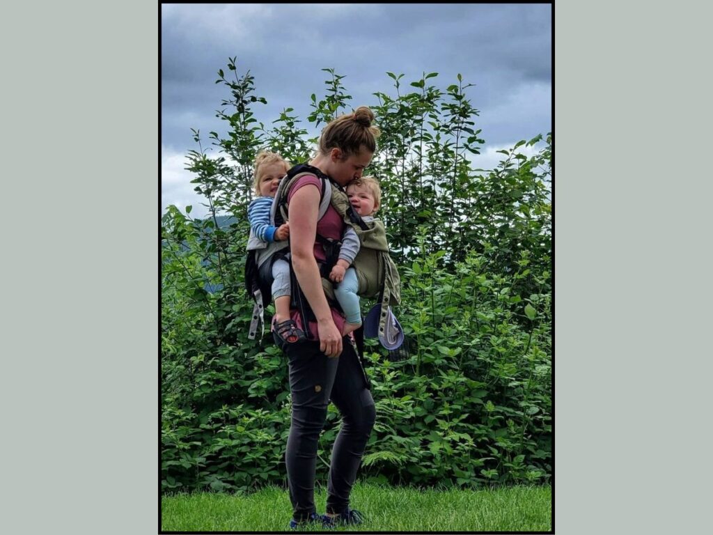 Tandem Babywearing